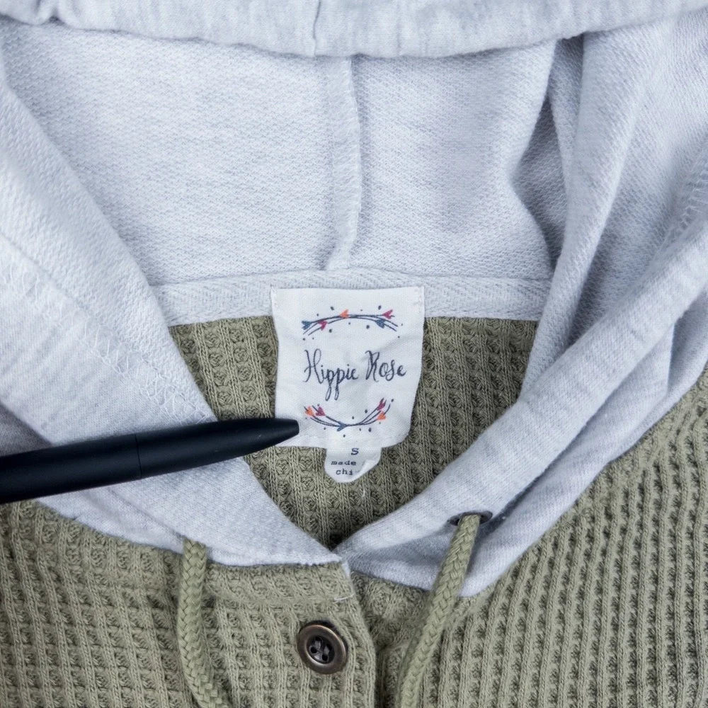 Hippie Rose Juniors Hooded Waffle Knit Button Shacket Sage Green Size S - Picture 3 of 8